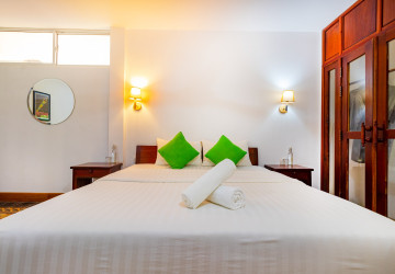 8 Bedroom Vacation Rental Villas For Rent - Sala Kamreuk, Siem Reap thumbnail