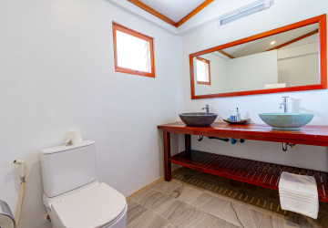 8 Bedroom Vacation Rental Villas For Rent - Sala Kamreuk, Siem Reap thumbnail