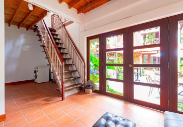 8 Bedroom Vacation Rental Villas For Rent - Sala Kamreuk, Siem Reap thumbnail