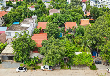 8 Bedroom Vacation Rental Villas For Rent - Sala Kamreuk, Siem Reap thumbnail