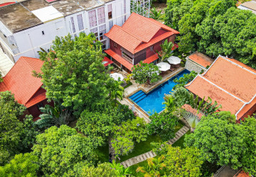 8 Bedroom Vacation Rental Villas For Rent - Sala Kamreuk, Siem Reap thumbnail