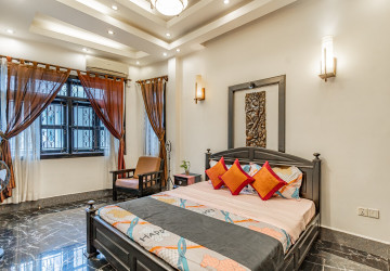 2 Bedroom Serviced Apartment For Rent - Chakto Mukh, Phnom Penh thumbnail