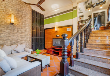 2 Bedroom Serviced Apartment For Rent - Chakto Mukh, Phnom Penh thumbnail
