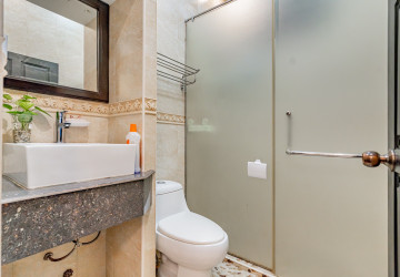 2 Bedroom Serviced Apartment For Rent - Chakto Mukh, Phnom Penh thumbnail