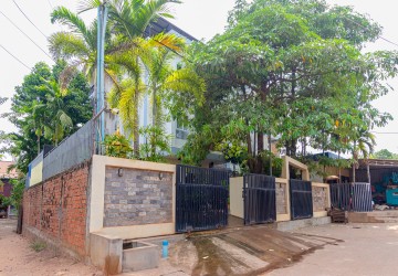 2 Bedrooms Apartment For Rent - Svay Dangkum, Siem Reap thumbnail