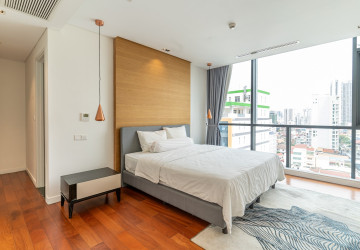 3 Bedroom Serviced Apartment For Rent - Boeung Trabek, Phnom Penh thumbnail