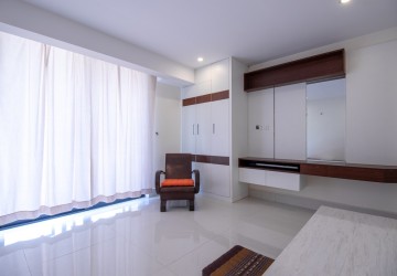 2 Bedrooms Condominium Unit For Sale - Svay Dangkum, Siem Reap thumbnail