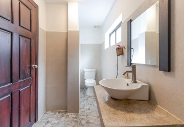 30 Bedroom  Boutique Hotel For Rent - Sala Kamreuk, Siem Reap thumbnail