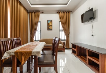 1 Bedroom Apartment For Rent - Kouk Chak, Siem Reap thumbnail