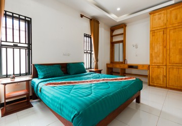 1 Bedroom Apartment For Rent - Kouk Chak, Siem Reap thumbnail