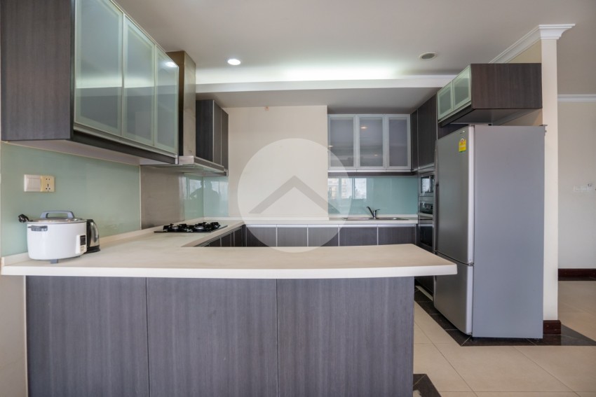 3 Bedrooms Serviced Apartment For Rent - Toul Kork-Phnom Penh