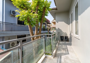 4 Bedroom Villa For Rent - Beoung Tumpun 1, Phnom Penh thumbnail