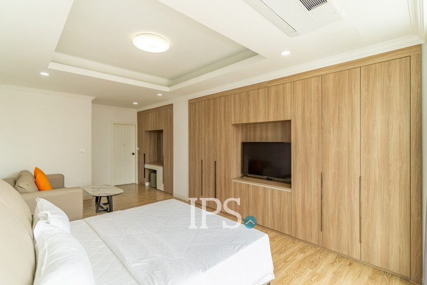 3 Bedroom Serviced Apartment For Rent - BKK1, Phnom Penh