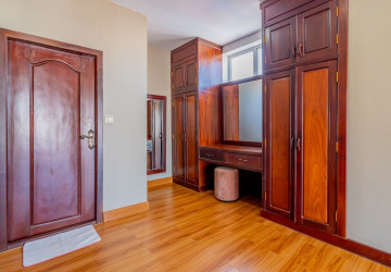 3 Bedroom Serviced Apartment for Rent - Toul Tum Poung 1, Phnom Penh thumbnail