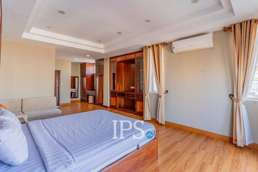 3 Bedroom Serviced Apartment for Rent - Toul Tum Poung 1, Phnom Penh