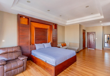 3 Bedroom Serviced Apartment for Rent - Toul Tum Poung 1, Phnom Penh thumbnail