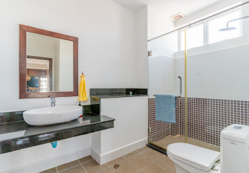 3 Bedroom Serviced Apartment for Rent - Toul Tum Poung 1, Phnom Penh thumbnail