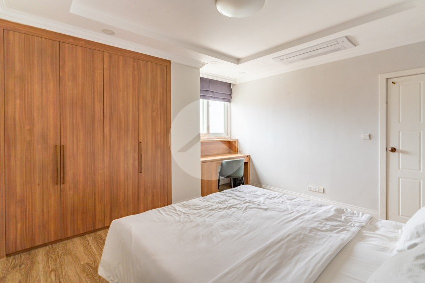 2 Bedroom Serviced Apartment For Rent - BKK1, Phnom Penh