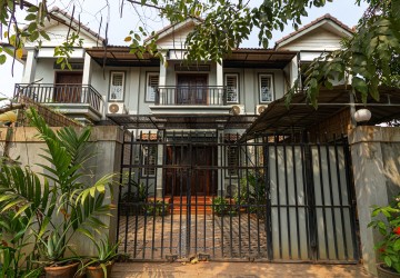 2 Bedroom Flat For Rent - Sala Kamreuk, Siem Reap thumbnail