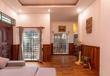 4 Bedroom Villa For Rent - Sala Kamreuk, Siem Reap thumbnail