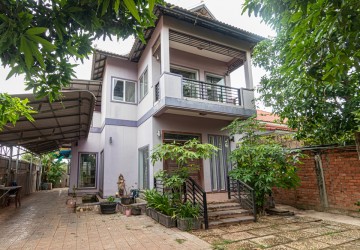 4 Bedroom Villa For Rent - Sala Kamreuk, Siem Reap thumbnail