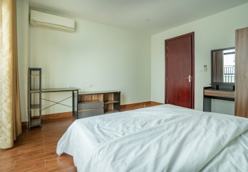 2 Bedroom Serviced Apartment  For Rent - Tonle Bassac, Phnom Penh thumbnail