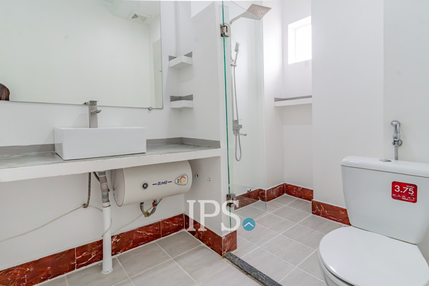 1 Bedroom Serviced Apartment For Rent - Tonle Bassac, Phnom Penh