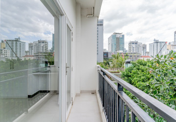 1 Bedroom Serviced Apartment For Rent - Tonle Bassac, Phnom Penh thumbnail