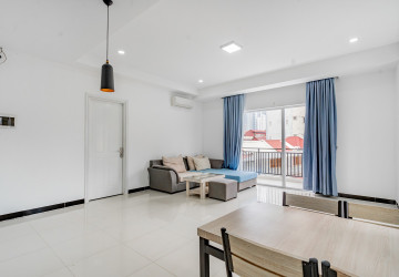 1 Bedroom Serviced Apartment For Rent - Tonle Bassac, Phnom Penh thumbnail