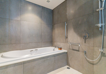 3 Bedroom Serviced Apartment For Rent - Chakto Mukh, Phnom Penh thumbnail