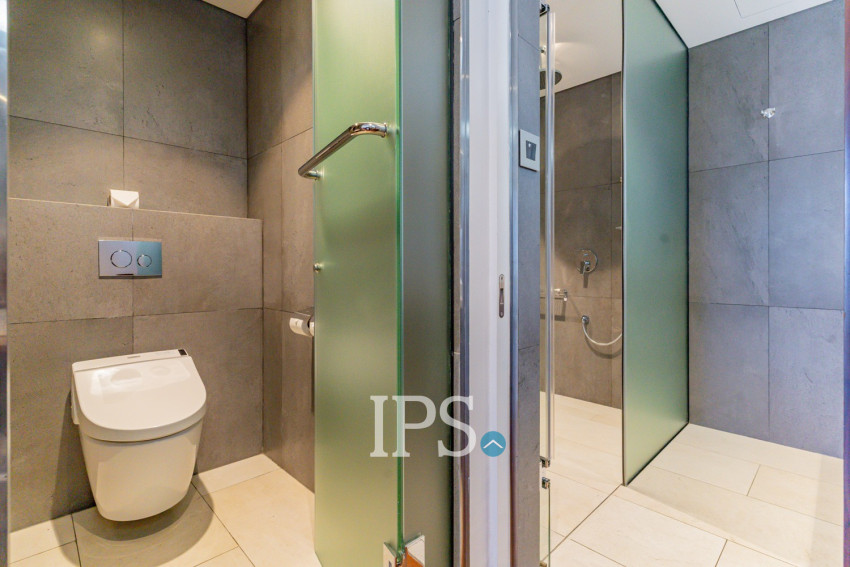 3 Bedroom Serviced Apartment For Rent - Chakto Mukh, Phnom Penh