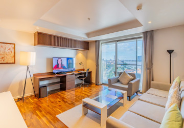 3 Bedroom Serviced Apartment For Rent - Chakto Mukh, Phnom Penh thumbnail