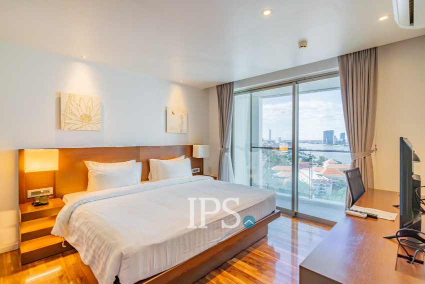 3 Bedroom Serviced Apartment For Rent - Chakto Mukh, Phnom Penh