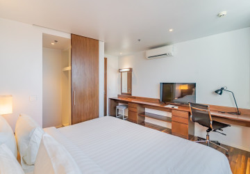 3 Bedroom Serviced Apartment For Rent - Chakto Mukh, Phnom Penh thumbnail