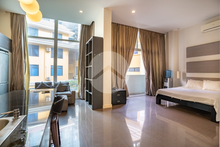 1 Bedroom Apartment  For Rent - Tonle Bassac, Phnom Penh