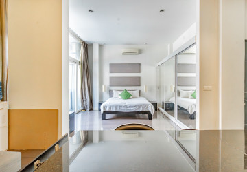 45 Sqm Sudio Serviced Apartment For Rent - Tonle Bassac, Phnom Penh thumbnail