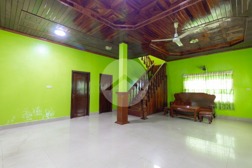 4 Bedroom Villa For Rent in Svay Dangkum, Siem Reap