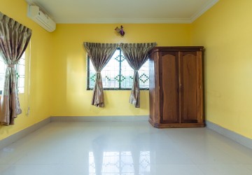 4 Bedroom Villa For Rent in Svay Dangkum, Siem Reap thumbnail