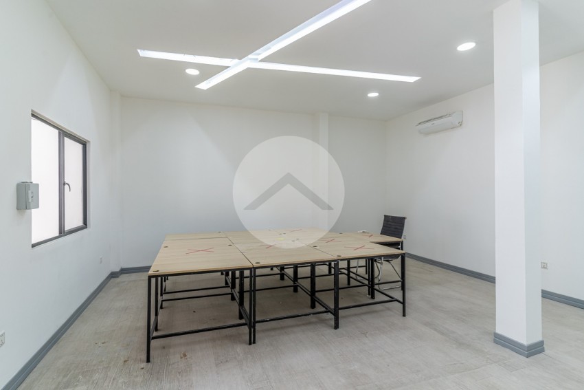 383 Sqm Office Space For Rent - Toul Svay Prey 2, Phnom Penh