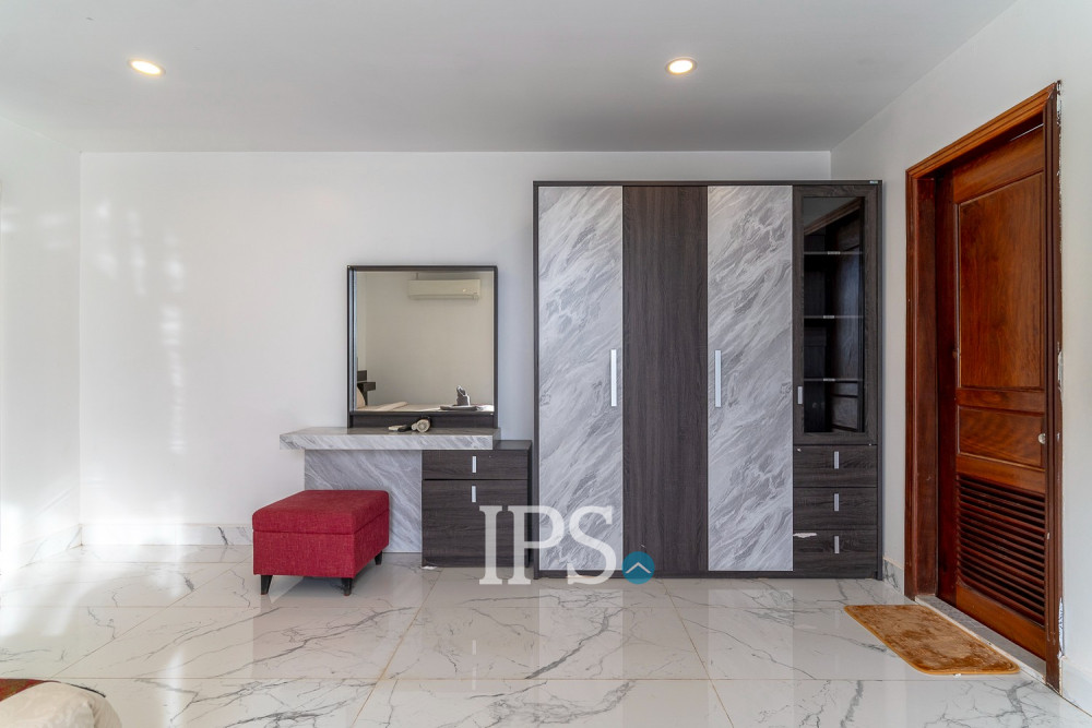 3 Bedroom Apartment For Rent - Svay Dangkum, Siem Reap - Image 17