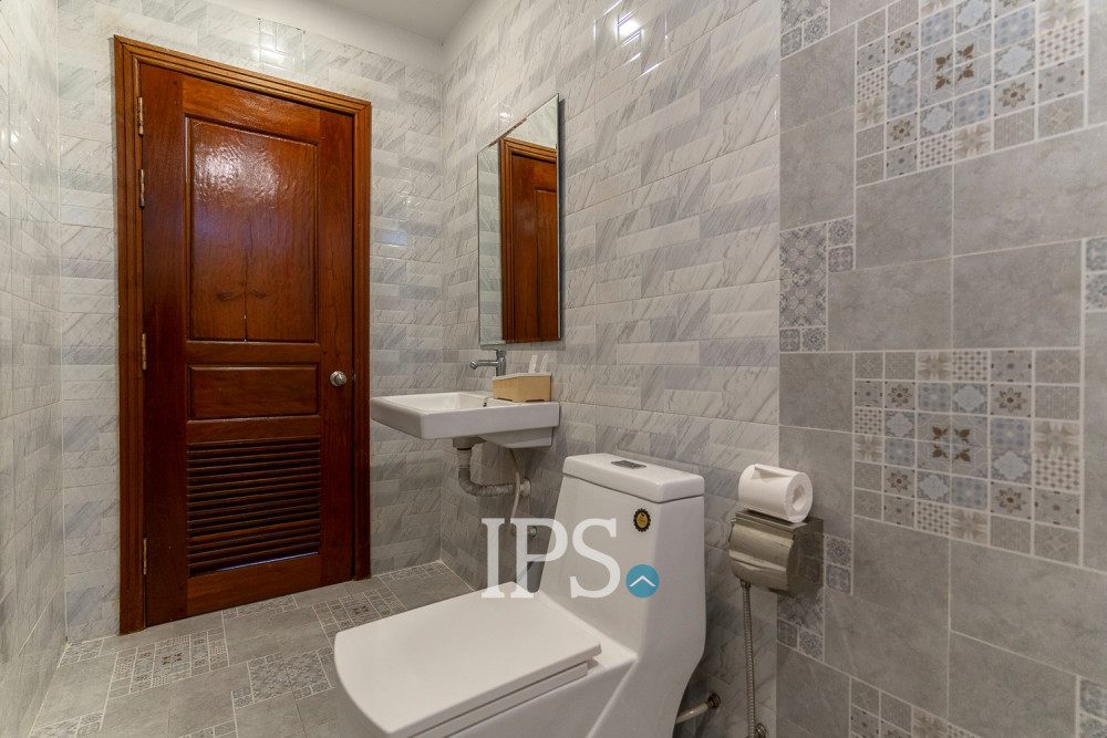 3 Bedroom Apartment For Rent - Svay Dangkum, Siem Reap - Image 23