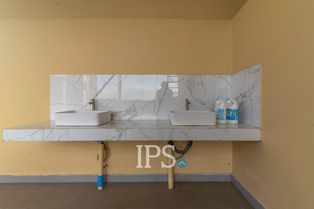 3 Bedroom Apartment For Rent - Svay Dangkum, Siem Reap - Image 29