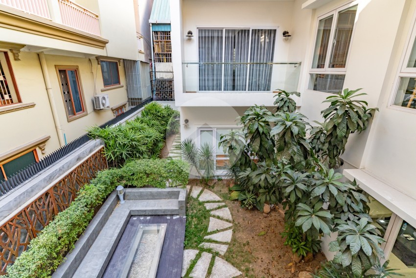 6 Bedroom Villa For Rent - Toul Svay Prey 2, Phnom Penh