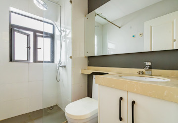 3 Bedroom Serviced Apartment For Rent - BKK1, Phnom Penh thumbnail