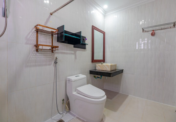 2 Bedroom Villa For Rent - Slor Kram, Siem Reap thumbnail