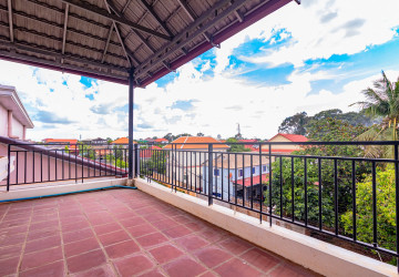 2 Bedroom Villa For Rent - Slor Kram, Siem Reap thumbnail