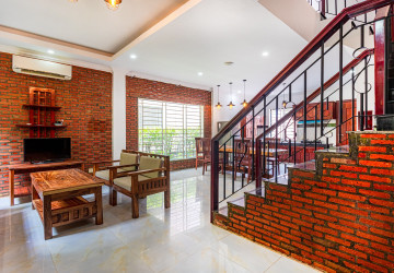 2 Bedroom Villa For Rent - Slor Kram, Siem Reap thumbnail