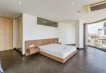 1 Bedroom Serviced Apartment  For Rent - Boeung Kak 2, Phnom Penh thumbnail