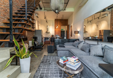 Renovated 2 Bedroom Apartment For Sale - Wat Phnom, Phnom Penh thumbnail