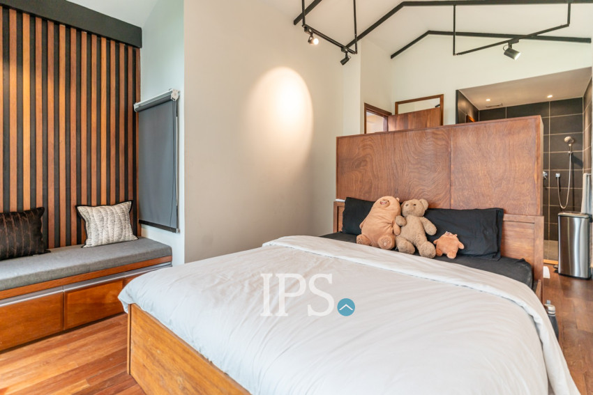Renovated 2 Bedroom Apartment For Sale - Wat Phnom, Phnom Penh